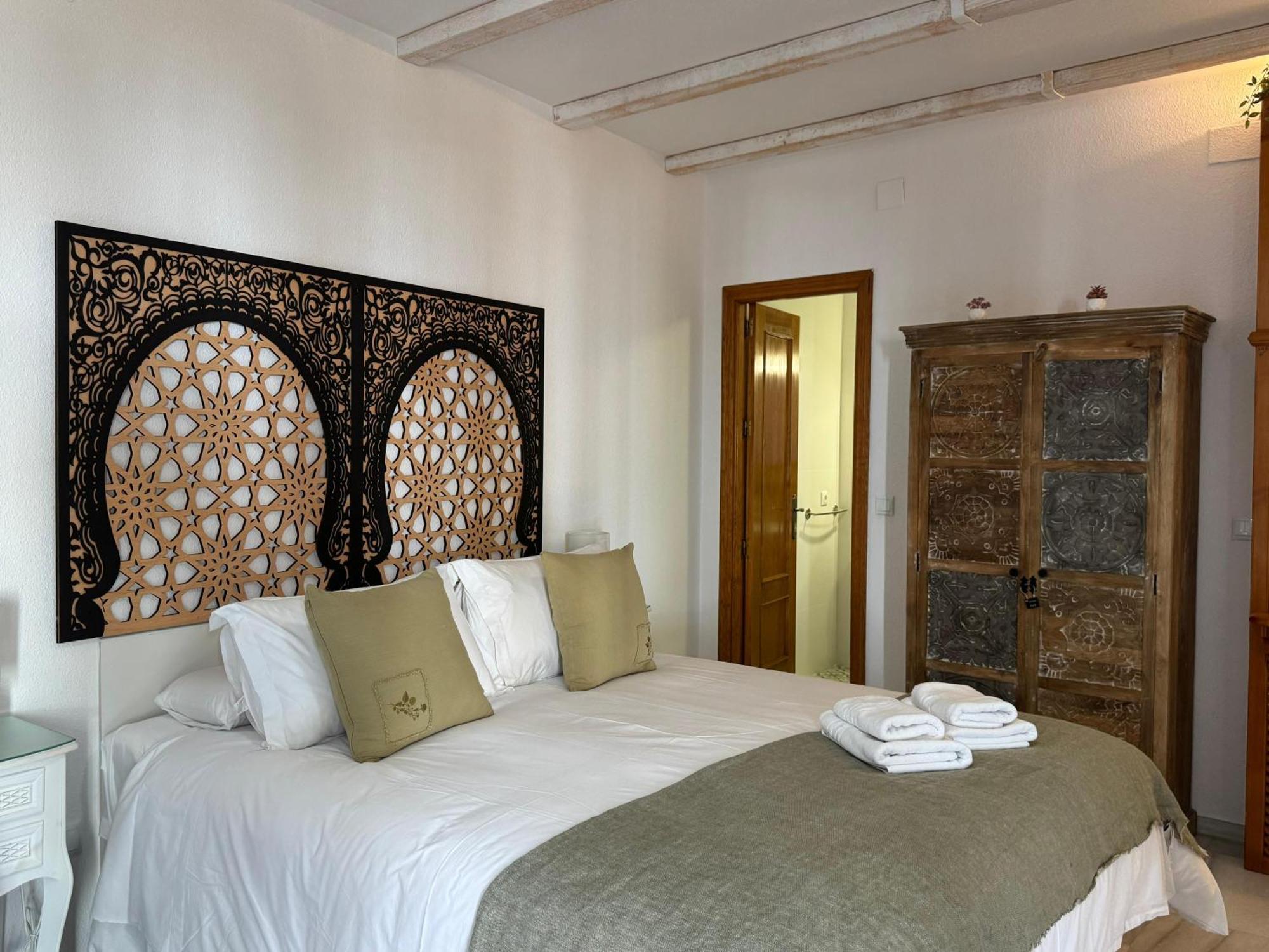 Apartamento La Abadesa De กอร์โดบา ภายนอก รูปภาพ